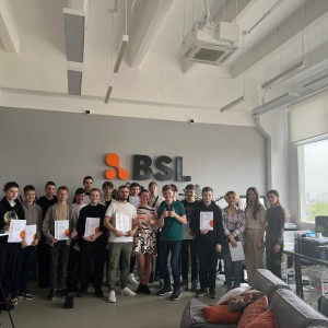 Наши резиденты проходят стажировку в IT-компании BSL - КИБЕРшкола программирования для детей, компьютерные курсы для школьников, начинающих и подростков - KIBERone г. Люблино